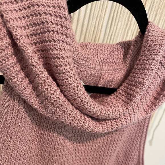 NWT Sonoma Sleeveless Sweater Top Winter Layering Size XL - Picture 2 of 7